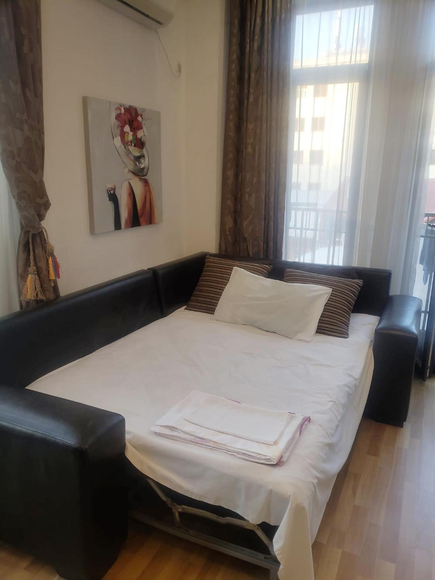 Cozy Apartment In The City Center Mtatsminda Tbilissi Extérieur photo