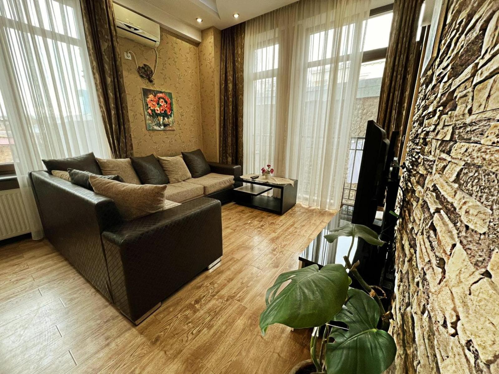 Cozy Apartment In The City Center Mtatsminda Tbilissi Extérieur photo