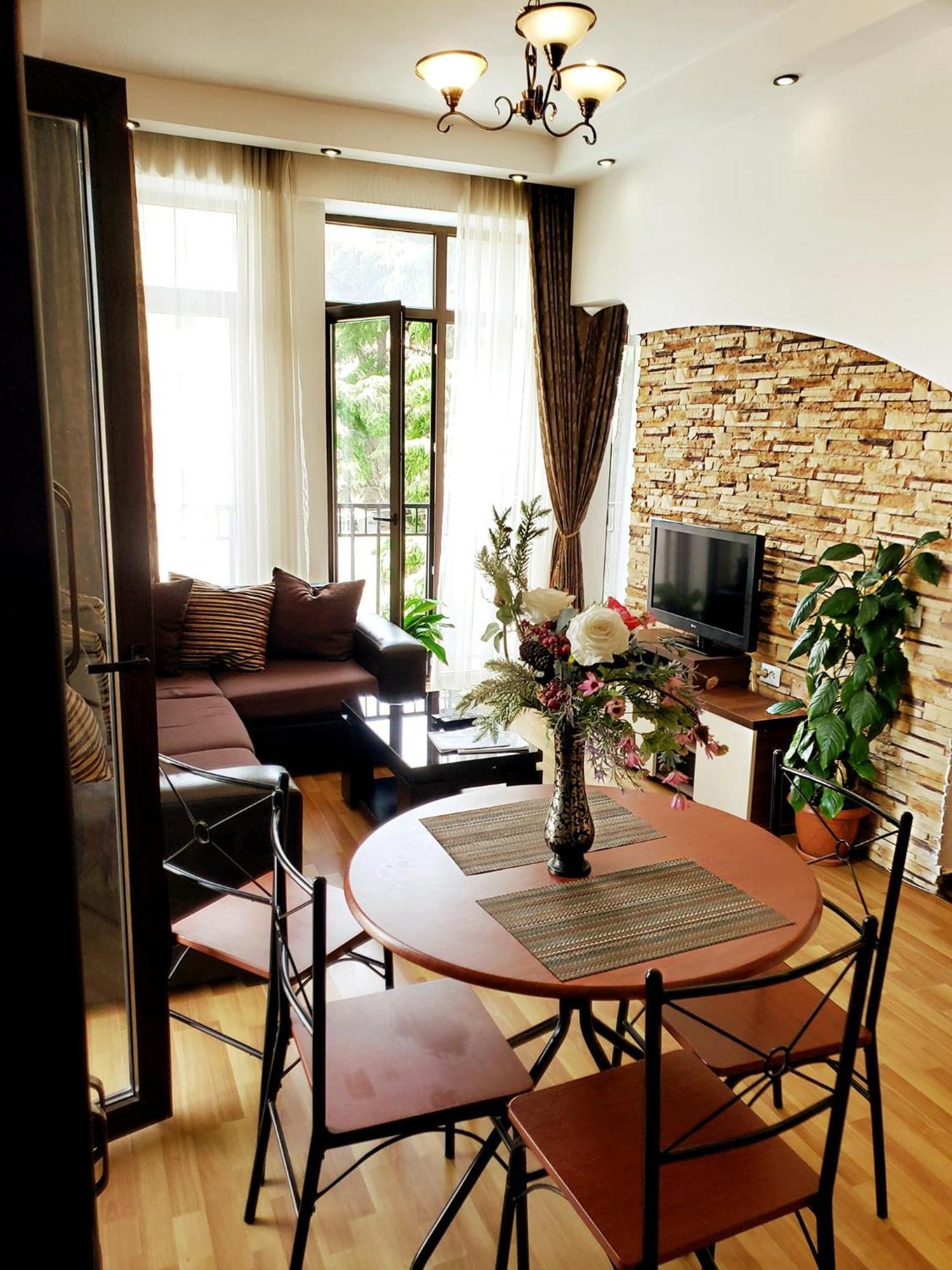 Cozy Apartment In The City Center Mtatsminda Tbilissi Extérieur photo