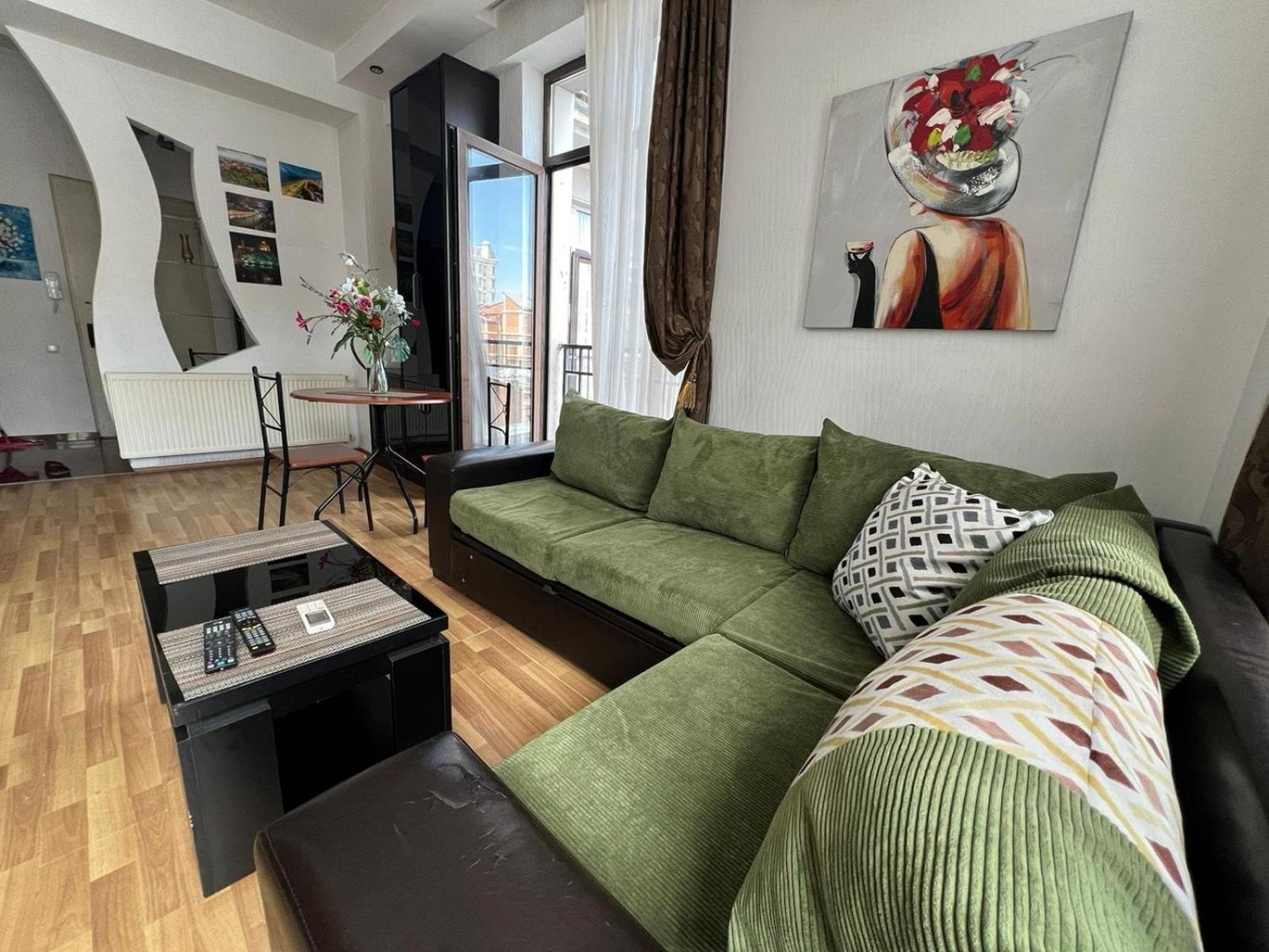 Cozy Apartment In The City Center Mtatsminda Tbilissi Extérieur photo