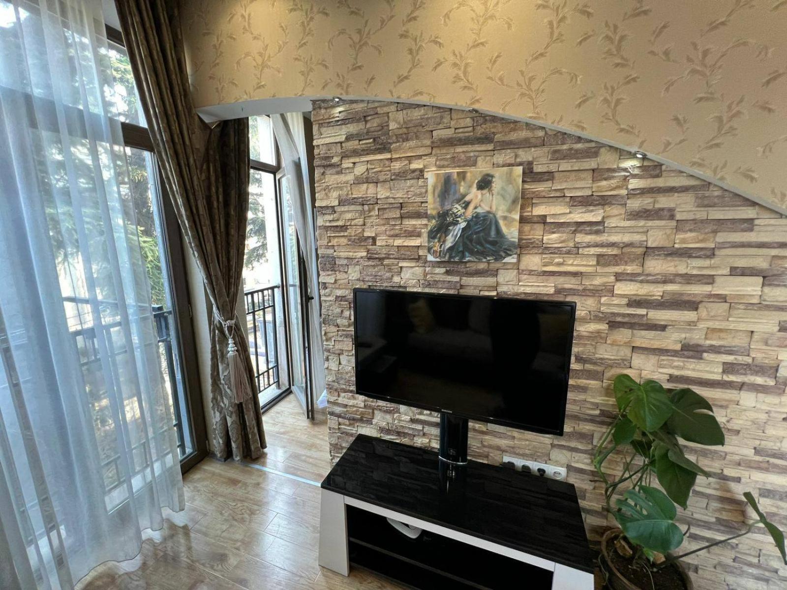 Cozy Apartment In The City Center Mtatsminda Tbilissi Extérieur photo