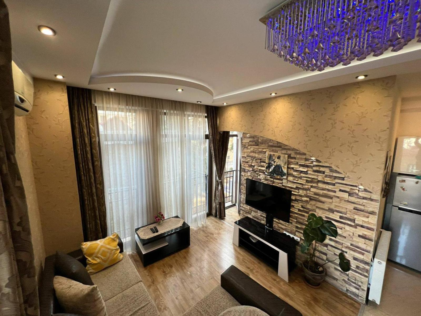 Cozy Apartment In The City Center Mtatsminda Tbilissi Extérieur photo